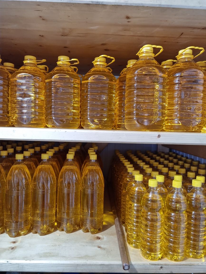 Ulei de floarea soarelui presat la rece