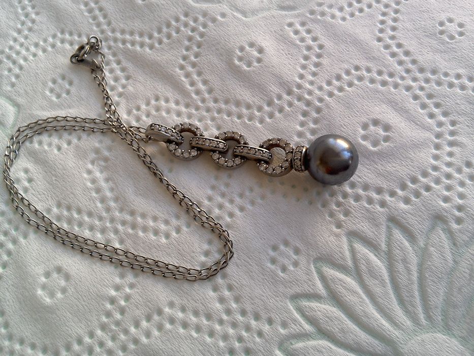 Bijuterie argint veche 925, pandant cu lanț și perlă neagră