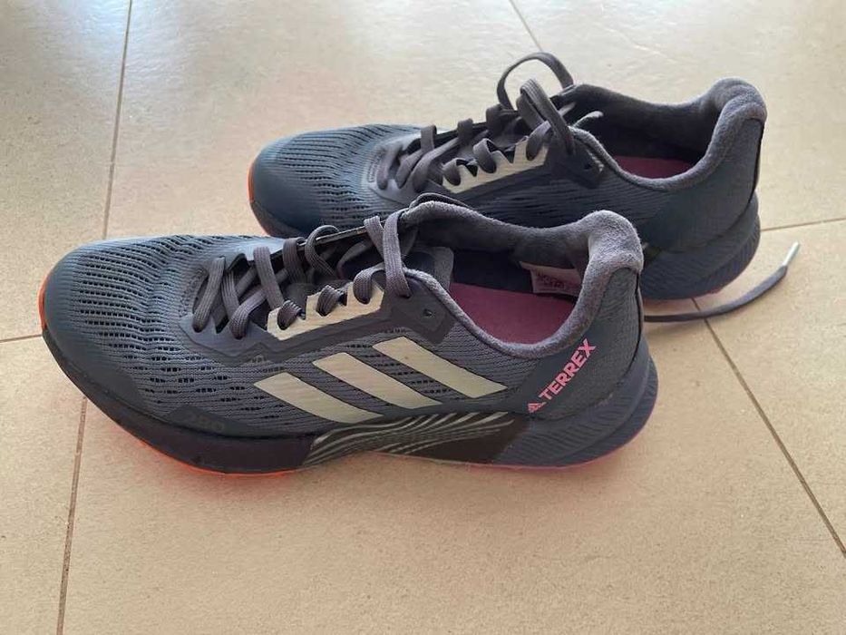 Дамски маратонки Adidas Terrex Agravic Flow 2