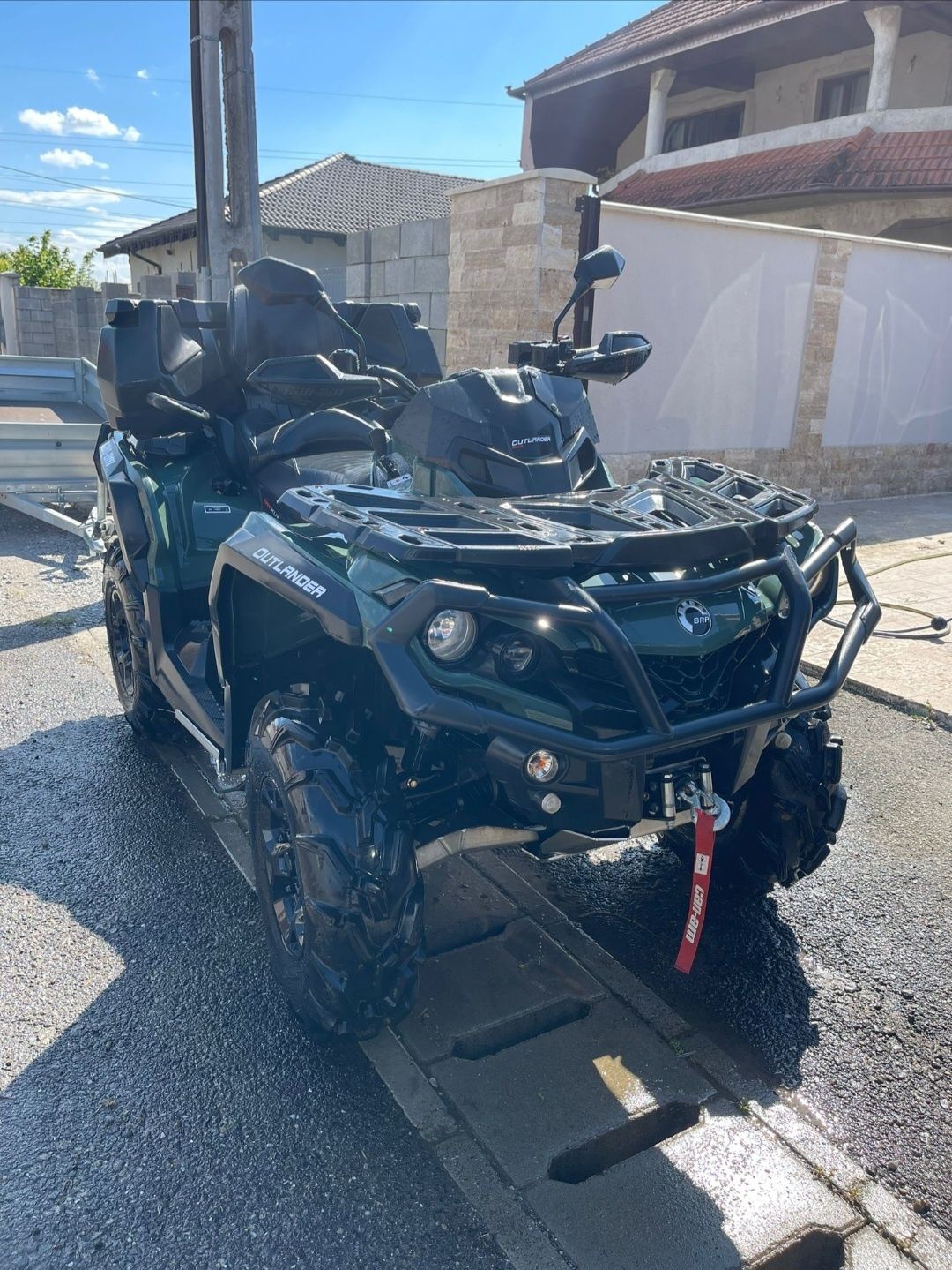 Vând atv Can am 570 Outlander Max