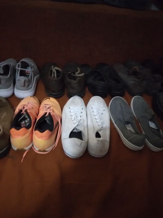 Pantofi adidași teniși etc