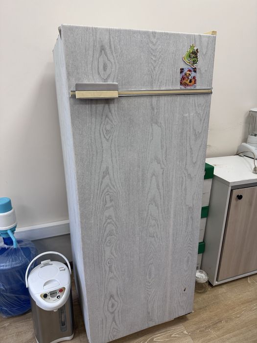 Холодильник советский