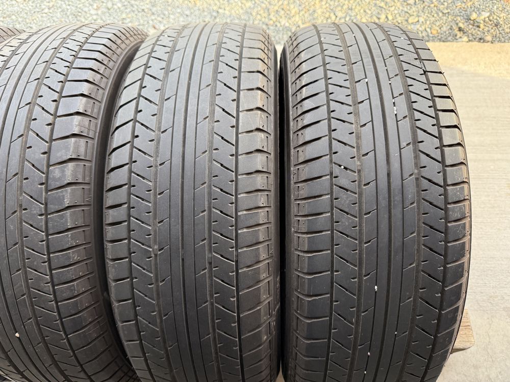 4бр. Летни Гуми 215/65R/16 -YOKOHAMA- DOT:4411- 4.7мм.