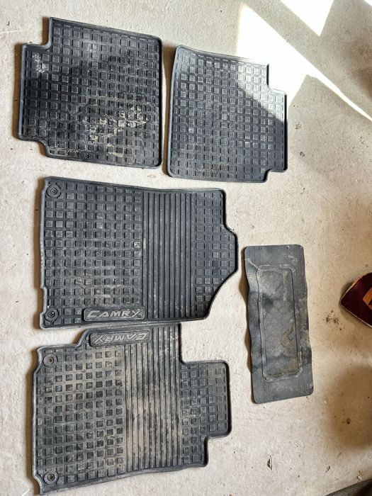 Полики оригинал Toyota camry 35