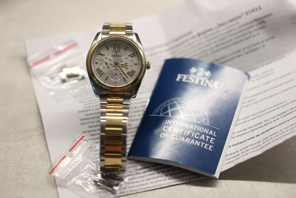 Festina F16751/1 – мъжки часовник, оригинален, с кутия и документи