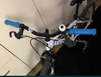 Vând bicicleta copii  Btwin20" in stare f buna