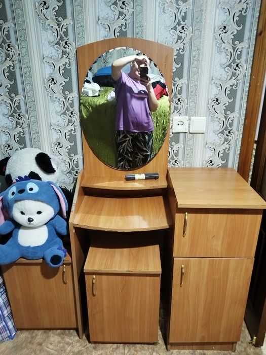 Продам тумбочка срочно