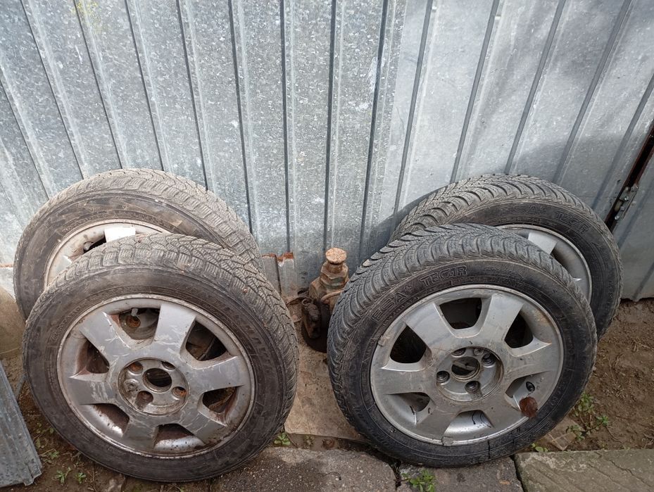 Roți aliaj Opel agila cu cauciucuri de iarna