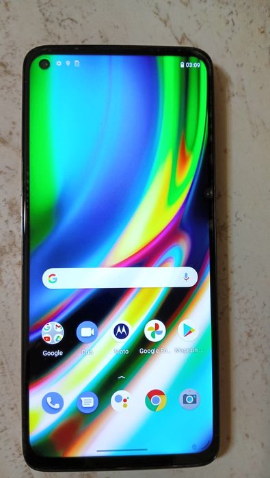 Vând telefon Motorola moto g9 plus