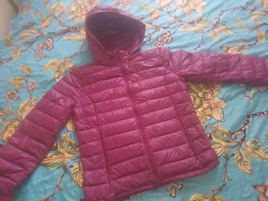 Женская весенняя ветровка