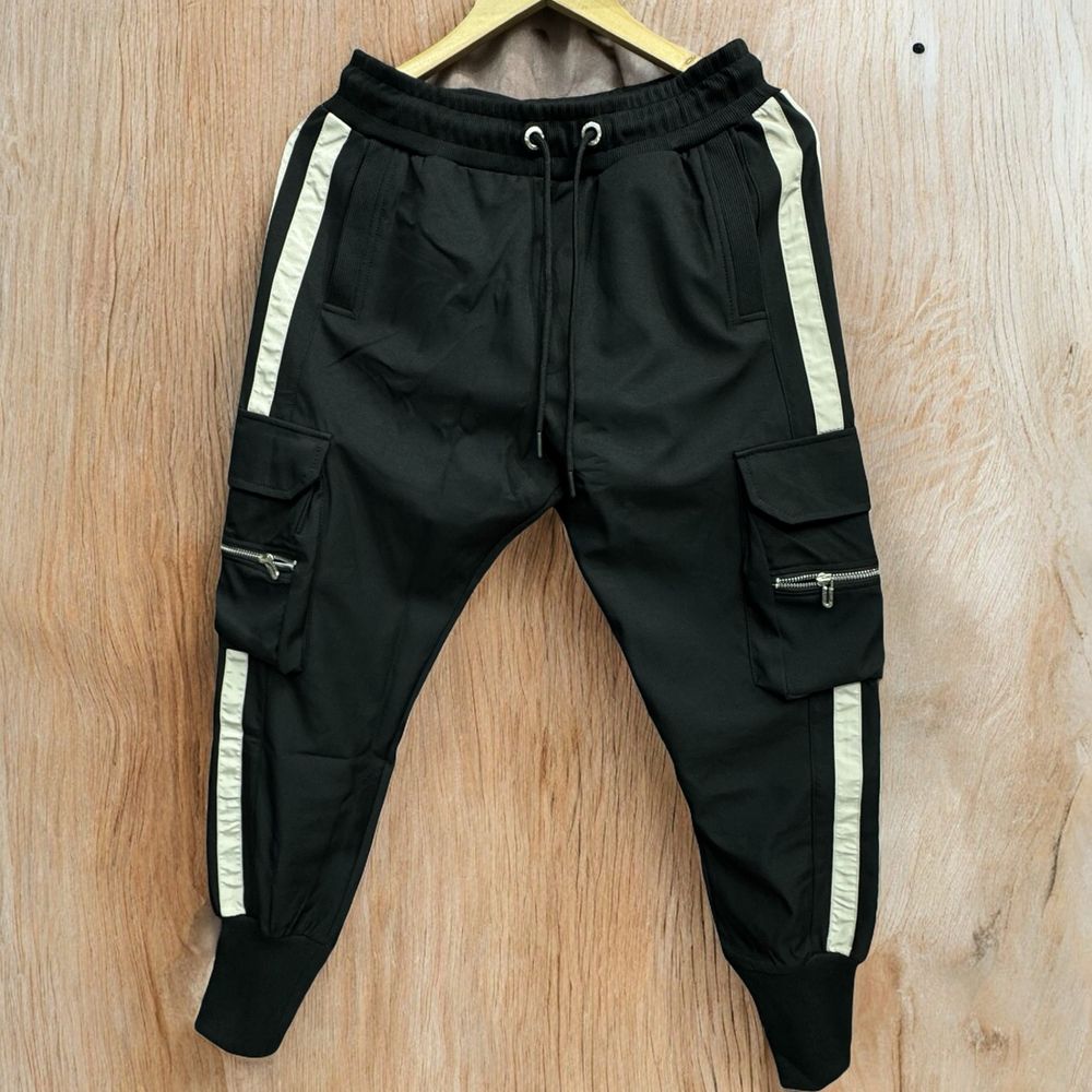 Pantaloni stil VAGAB_ond calitate premium!