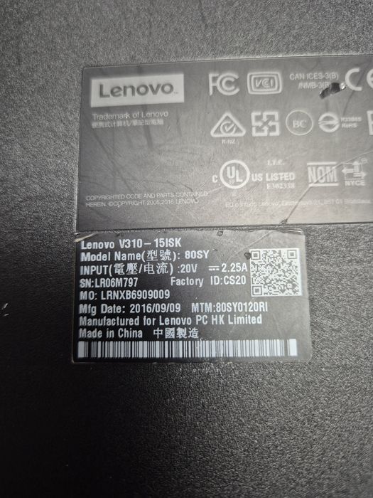 Laptop Lenovo v310 intel i7 ssd 250gb 8gb ram amprenta dvd