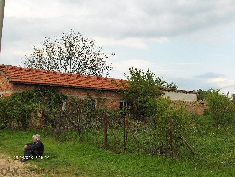 Дворно Място 2243 м2 в с. Скала, Общ. Сунгурларе