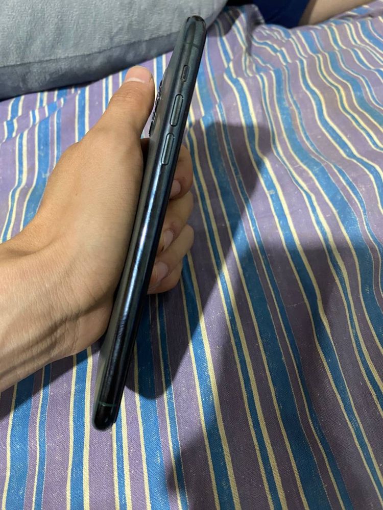 Iphone 11 pro max 256 gb LL/A полный комплект.