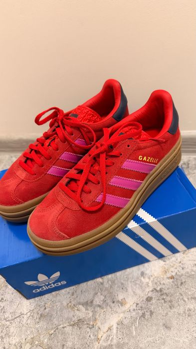 Adidas Gazelle Bold червен