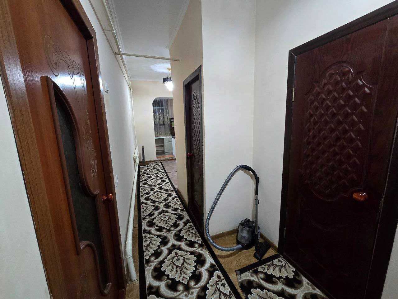 Квартира в 22 мкр, 2 этаж 2 комнаты