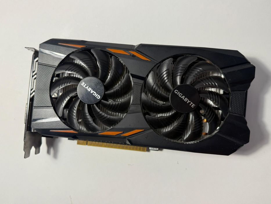 Видеокарта 1050Ti 4GB