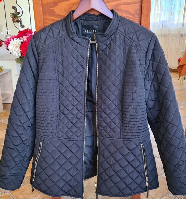 Дамско черно яке Mohito