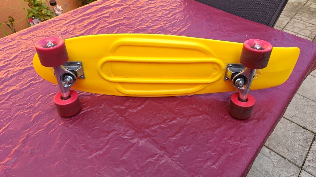 Penny Board GalbenMare