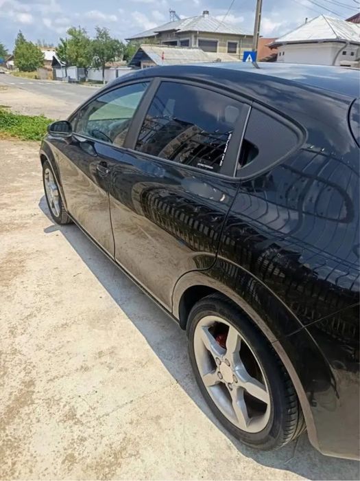 De vanzare seat leon (pret negociabil)