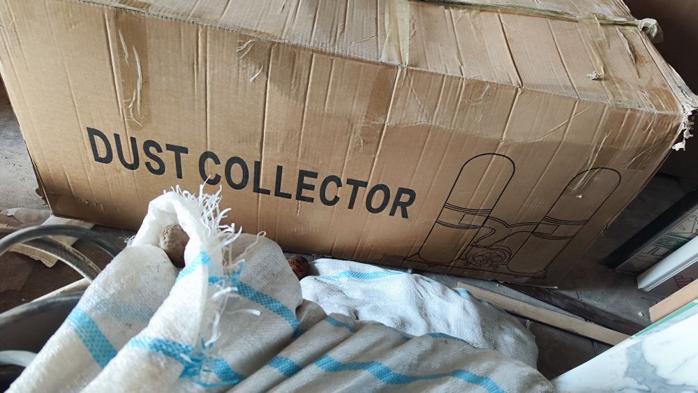 Продам вытяжку на 2 мешка