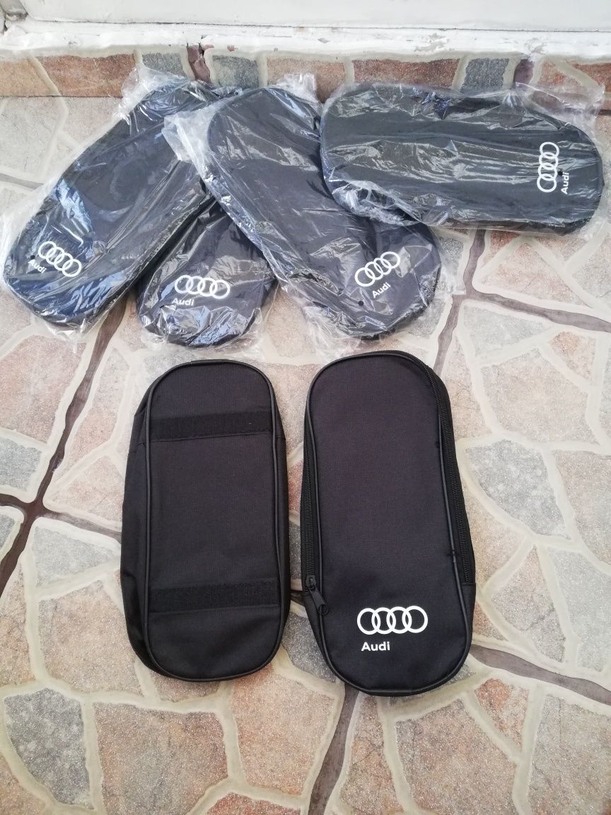 Organizator auto borseta gentuta Audi și Volkswagen