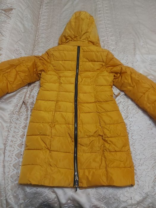 Зимние куртки в отличном состоянии