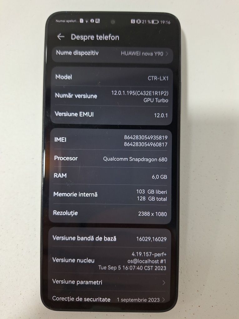 Huawei Nova Y90.