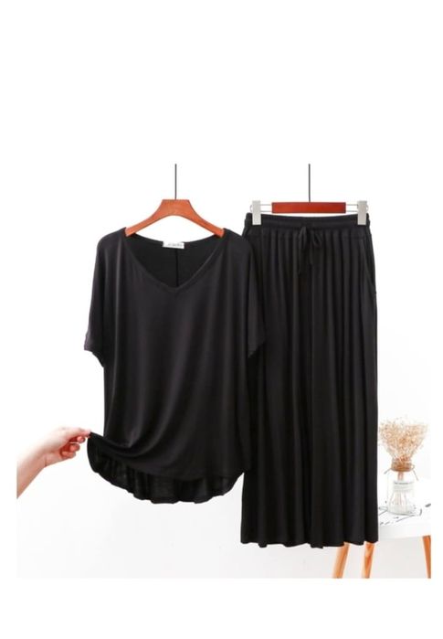 6000, новый,  ткань вискоза. Размер стандарт 44-48 синий,