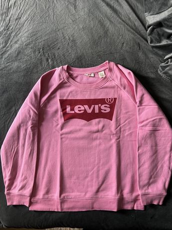 Levi’s, Calvin Klein, Champion, Nike