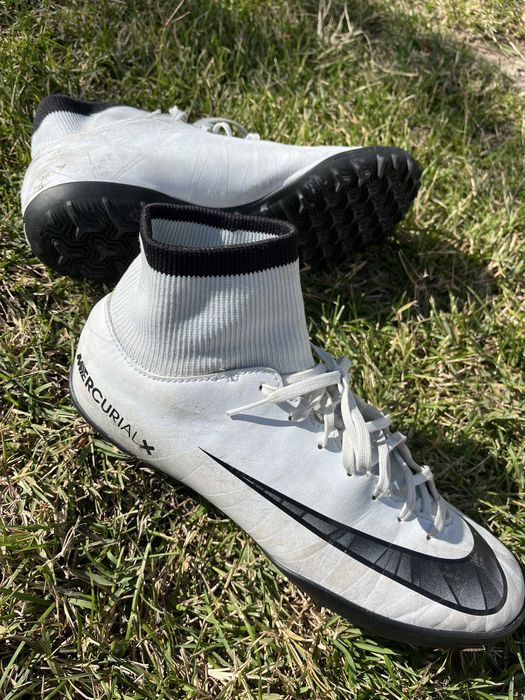 Ghete de fotbal sintetic nike mercurial X