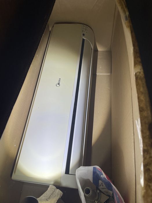 Климатик работещ