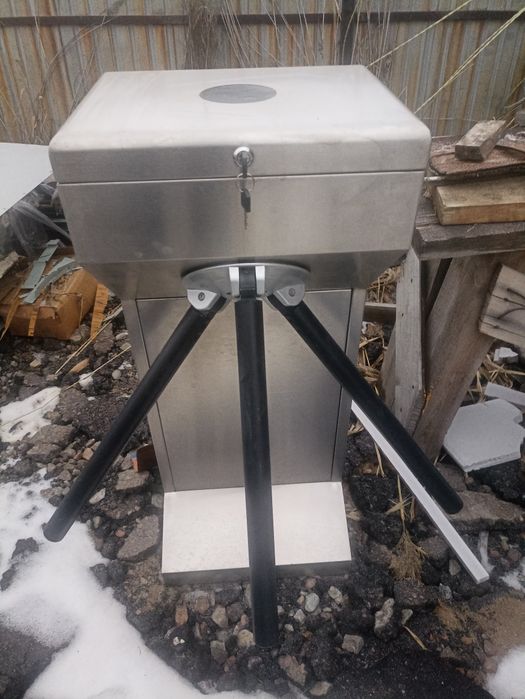 Продам проскную  тумбу