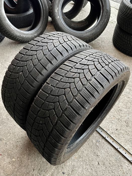 2 броя Зимни Гуми 205/50/17 FIRESTONE