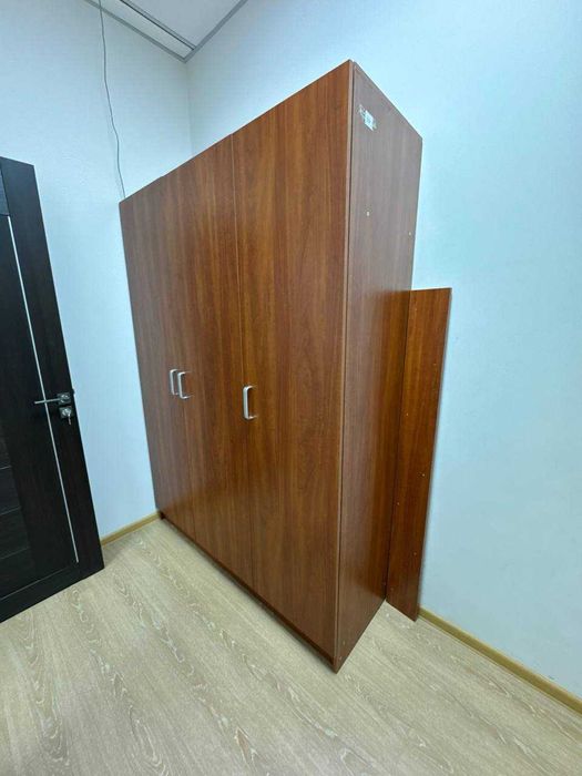 Шкафы разных размеров и назначений