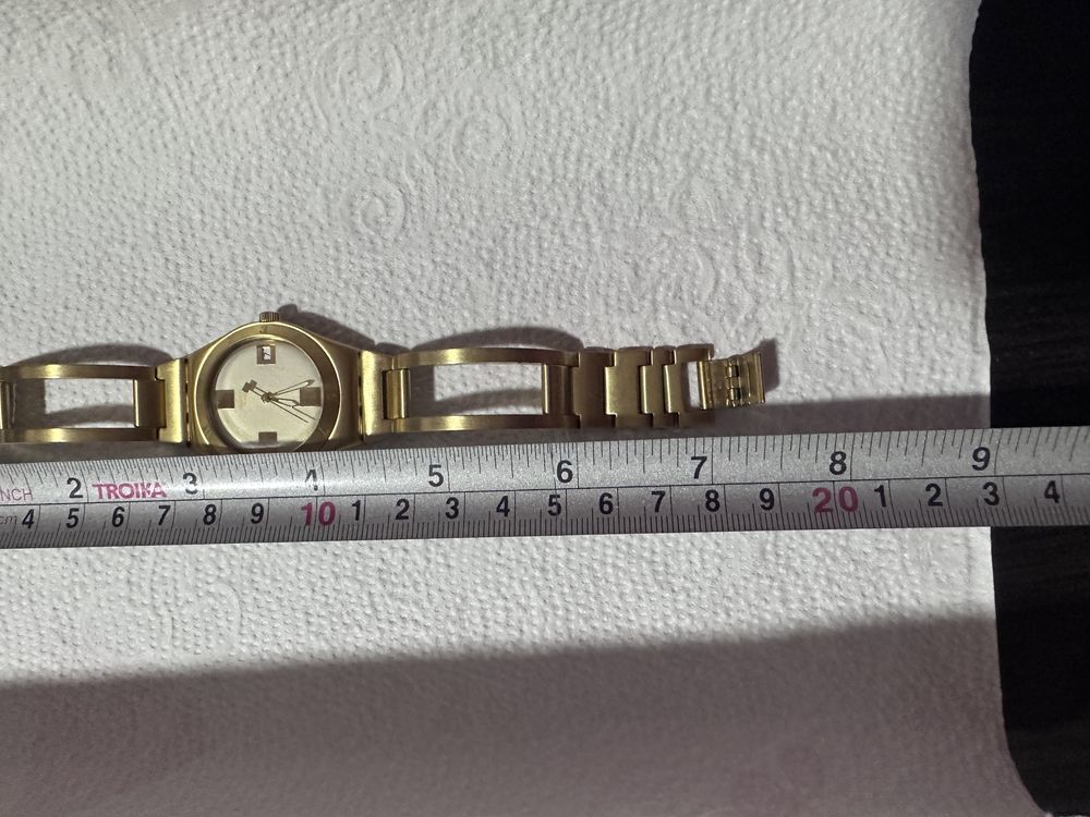 Swatch ag 2000 gold
