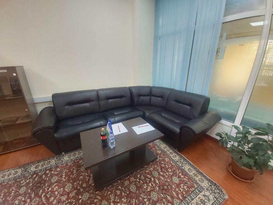 Продаётся офисная мебель