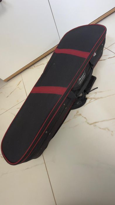 Vioară 3/4 în stare foarte bună + toc și arcuș