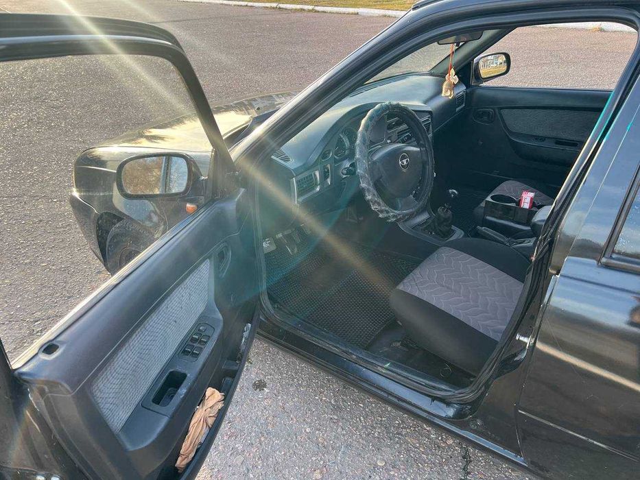 Продаю Автомобиль DAEWOO NEXIA DONC 1.6