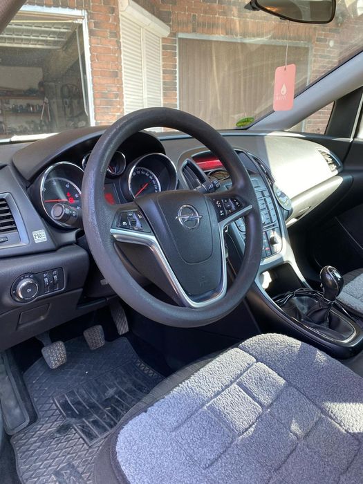 Opel Astra 1.7 diesel 2012