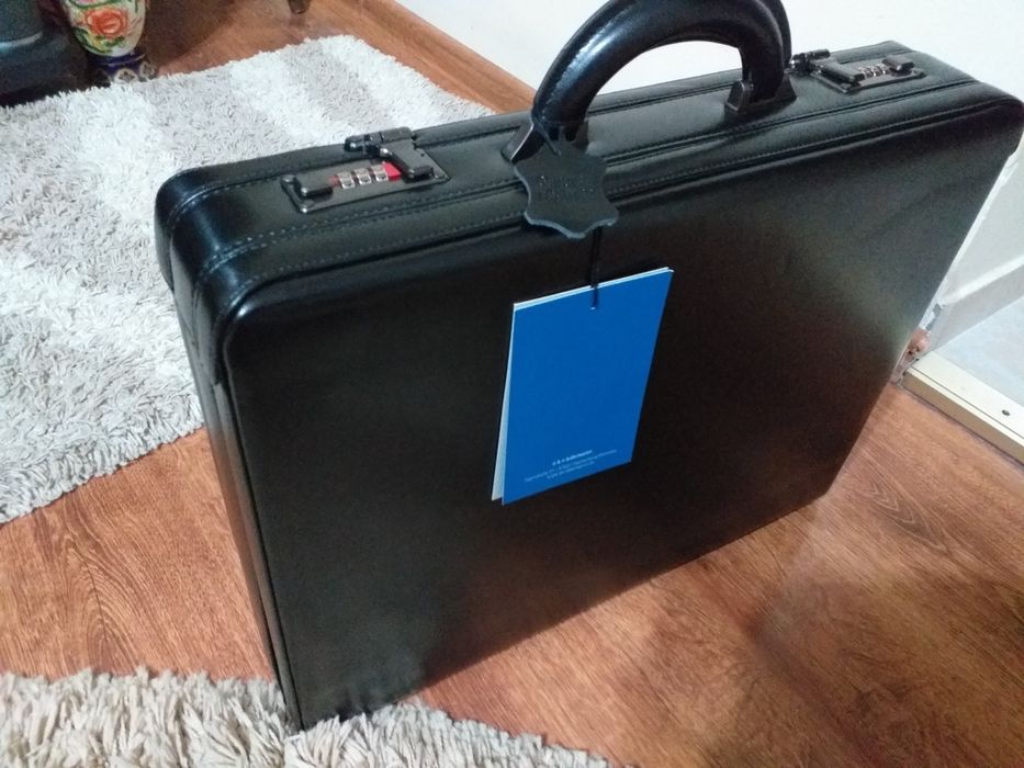 Servieta diplomat din piele, nouă,  D&N