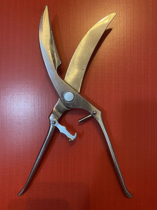 Foarfecă de bucătărie