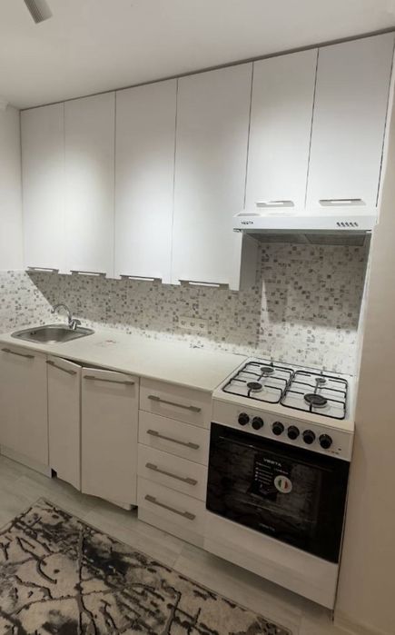 2 xona kvartira ijaraga beriladi.Bodomzor metro 15 daqiqa