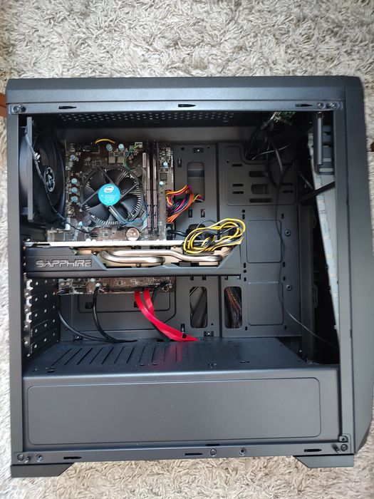 PC i5 7500 - 16GB RAM - RX580