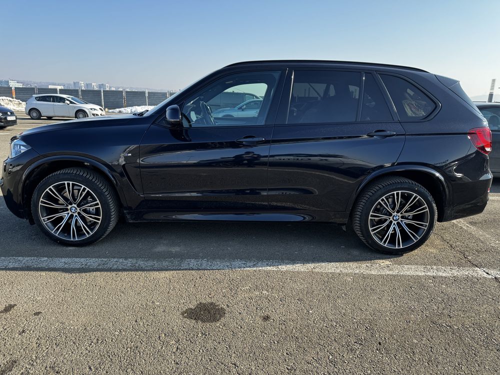 BMW X5 F15 2018 3.0D 258CP M Packet