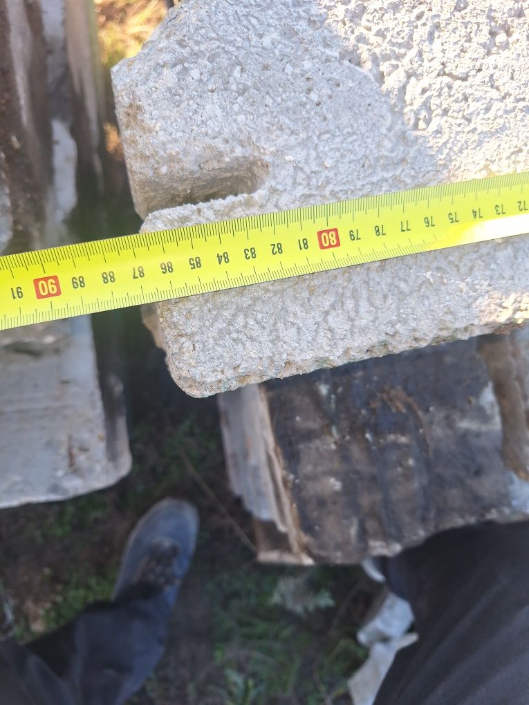 Borduri din beton