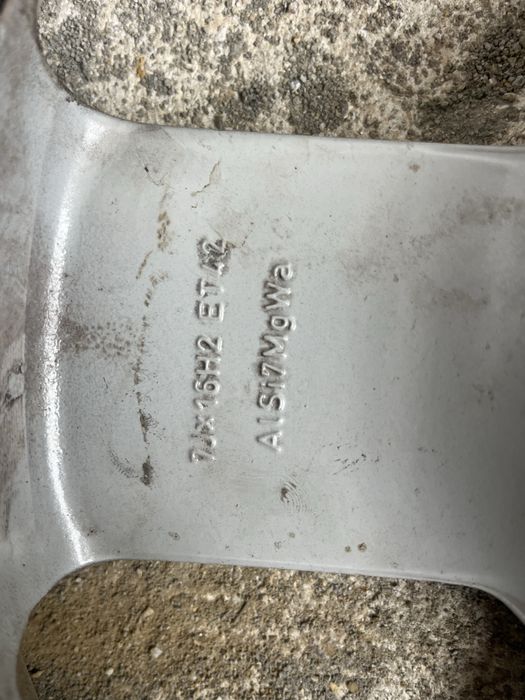 Roata Janta aliaj cu anvelopa - Audi  A3,A4,A6 pe 16”