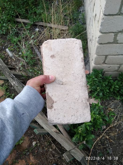 Продам дом на стройматериал