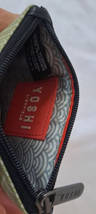 Portmoneu Yoshi din piele