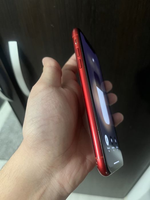 iphone xr red product